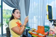 宣威泰国主播品三亚榴莲：“尝到了家乡味”